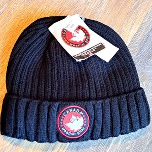 Plush Lined Canada Weather Gear Beanie Hat